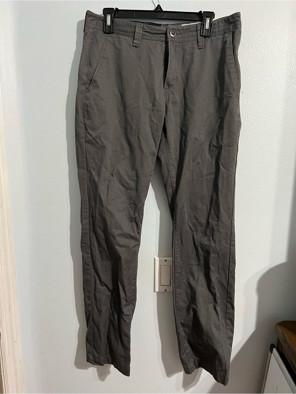 Volcom Men's Gray Chinos